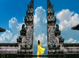 Explore Bali on Budget with this credit card - Metra Trust